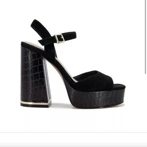 Kenneth Cole Dolly Suede Sandal